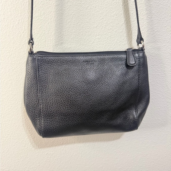 Coach Black Leather Shoulder Bag - Picture 2 of 4